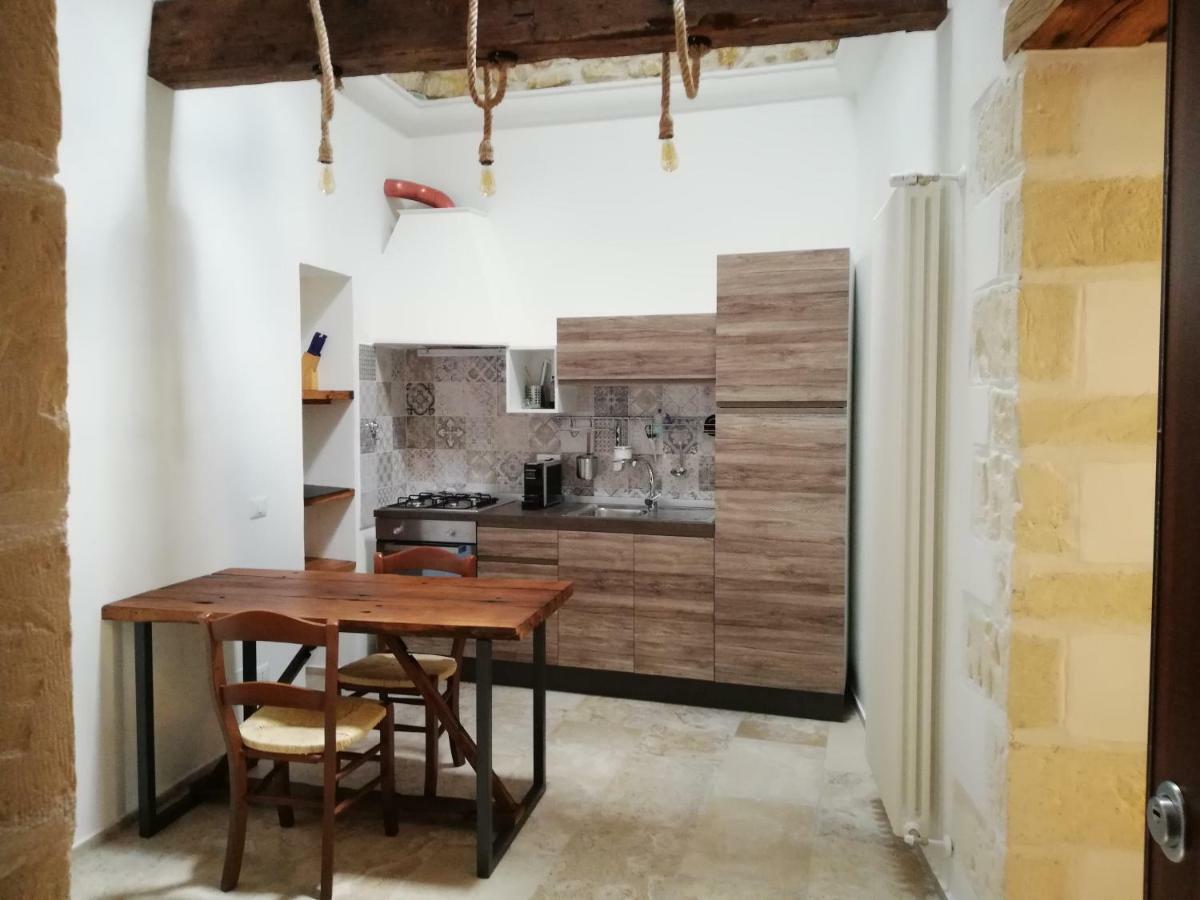Апартаменти La Casa Al Borgo В'єсте Екстер'єр фото